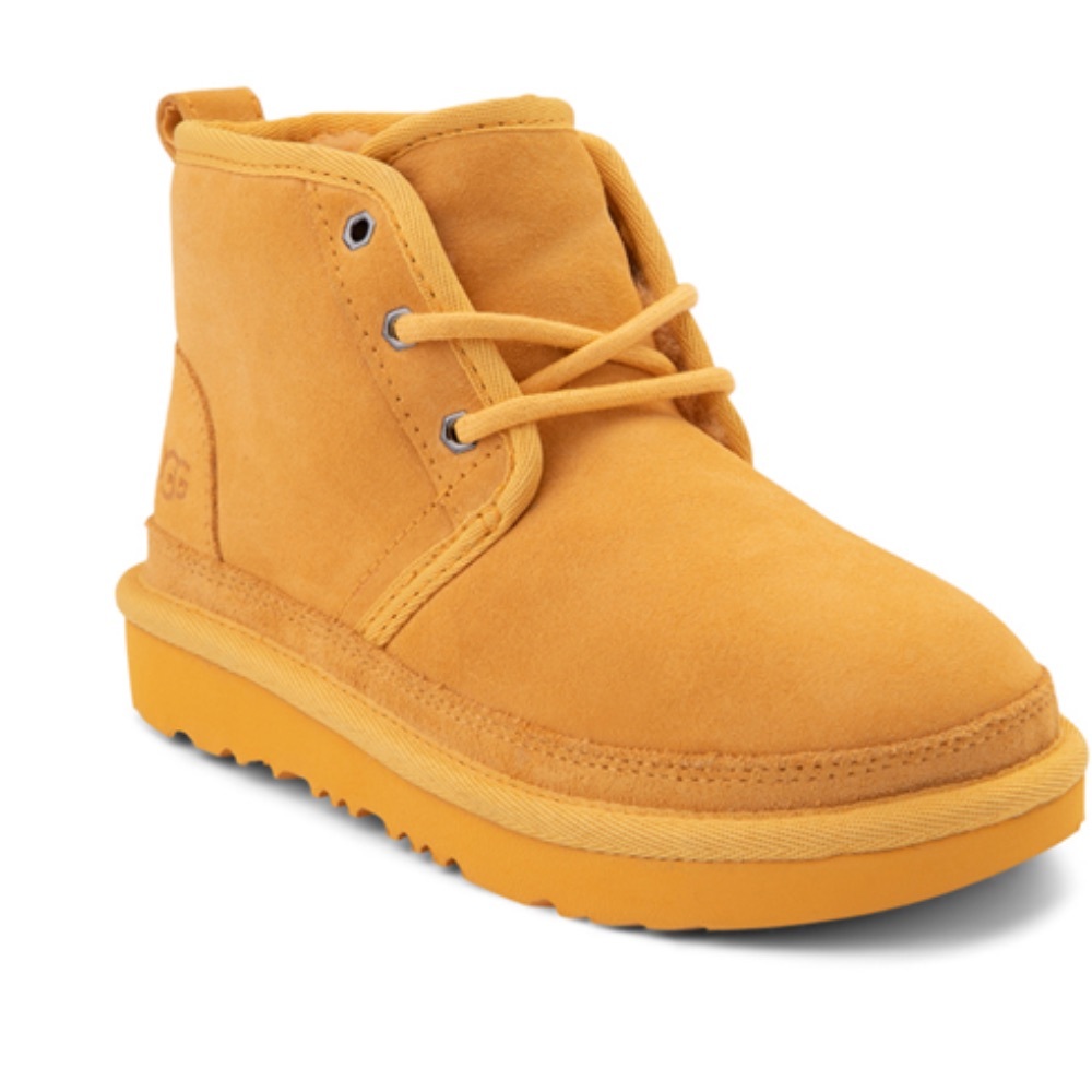 UGG® Neumel II Chukka Boot -Big Kid(size 6) Women’s size 8 - Amber color